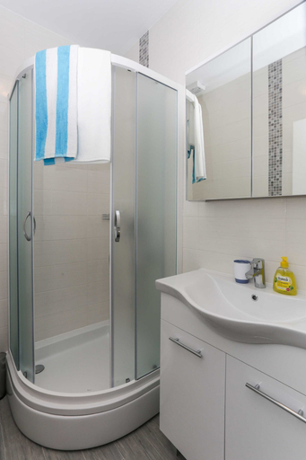 Bathroom 3, Apartments Villa Karmen, Dubrovnik