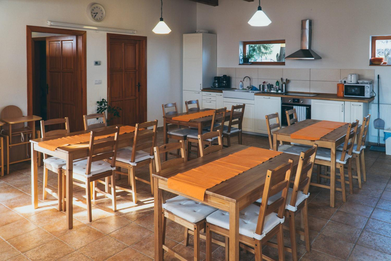 Food & Drinks, Kun Pista Vendeghaz II, Bicske