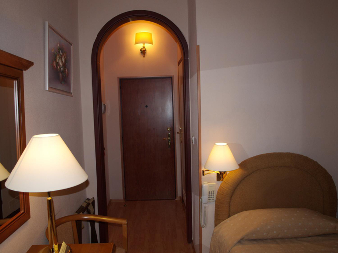 Bedroom 3, Domus Hotel-1, Podil's'kyi