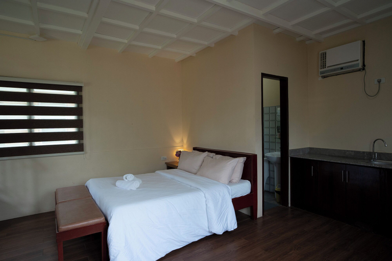 Bedroom 3, Ana-as Apartelle, Panglao