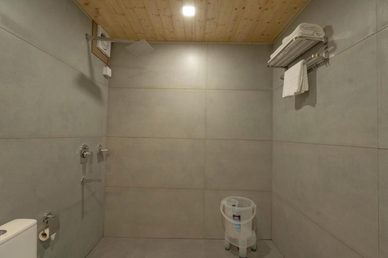 Bathroom 4, Excel Hotels & Resorts Mall Road Nainital, Nainital