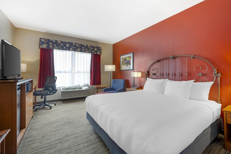 Bedroom 3, Best Western Bronco Inn, Adams