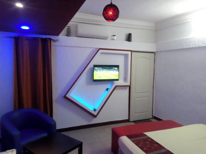 Room 2, Hôtel Le Sénateur, Cotonou