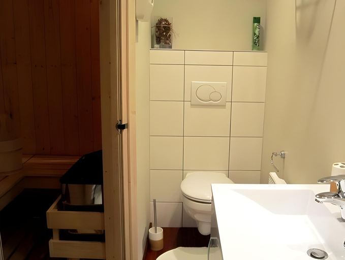 Bathroom 3, Chalet in Bullingen for 6 Person, Liège