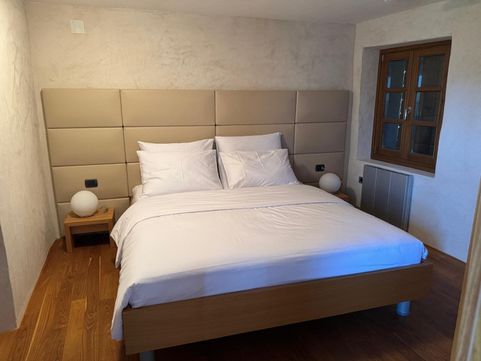 Room 4, SMARTnoOK Rooms & Apartment, Brda