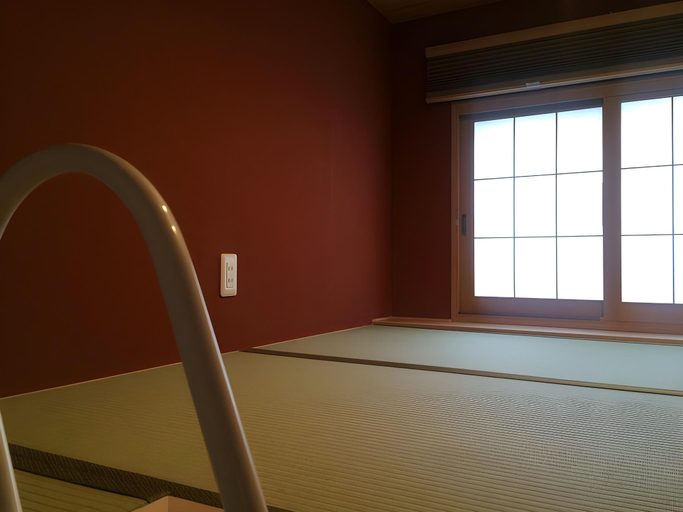 Business Facilities 4, Komatsu Ryokan, Taitō