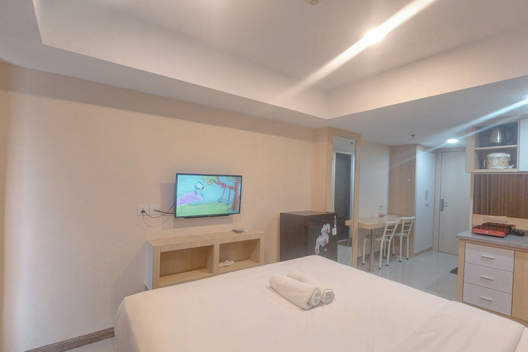 Bedroom, Best Deal Studio At De Prima Apartment, Medan