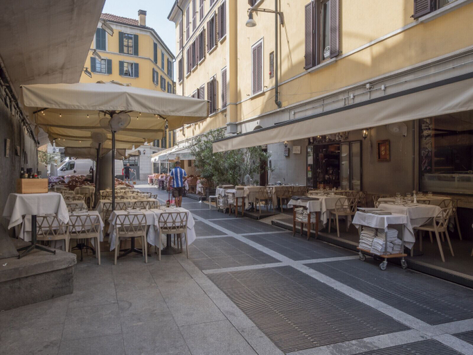 Food & Drinks, Modern Split Level Apartment, Milano