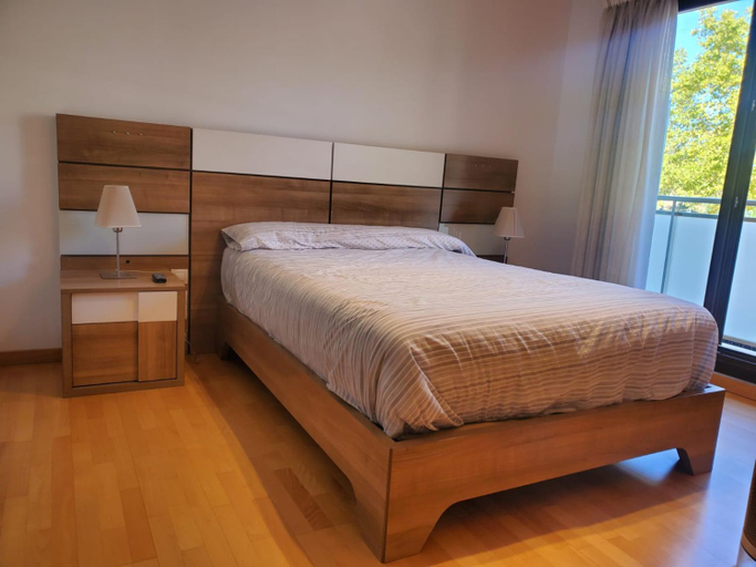 Bedroom 2, Habitacion con Piscina, Barcelona