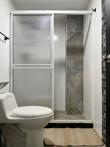 Bathroom 4, Hotel Encanto, Popayán