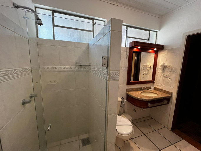 Bathroom 3, Natur Hotel - 700m da Rua Coberta, Gramado
