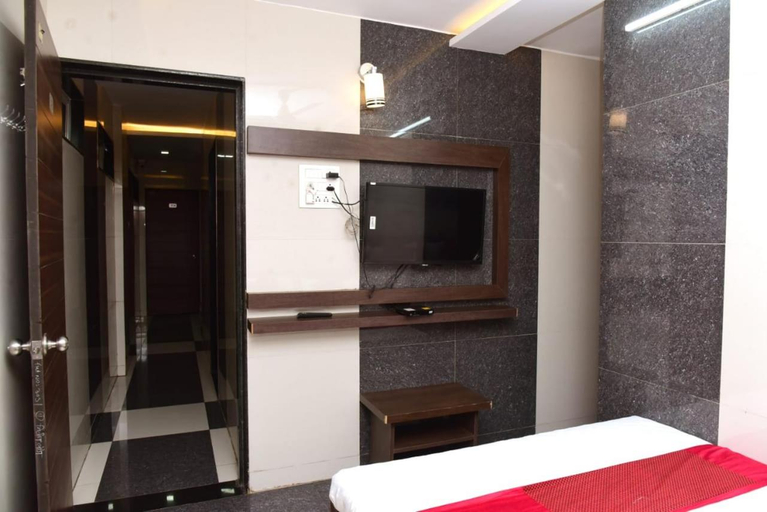 Bedroom 3, Nivant Lodge, Solapur, Solapur