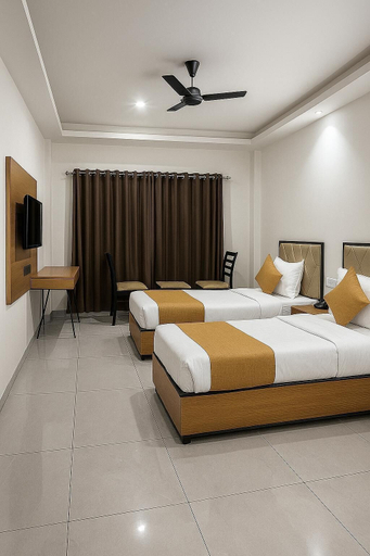 Others 5, TGR Hotel, Kachchh