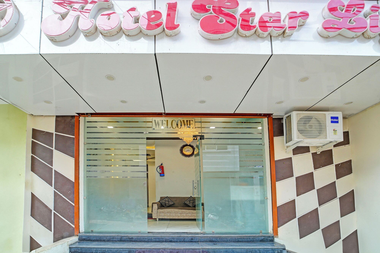 Exterior & Views 2, Fabhotel Starlight Inn, Ujjain