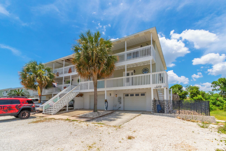 Exterior & Views 1, Perdido Beach Bungalow, Escambia