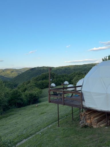Others 2, Sanctum Glamping, Ciresu