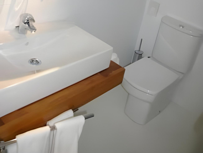Bathroom 5, Hotel Zhero, Baleares