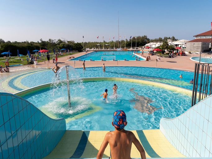 Sport & Beauty, Apartment in Albarella near Beach  Activities, Rovigo