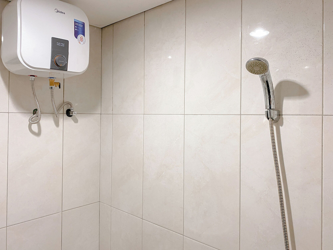Bathroom 3, Best Furnished Studio At Nifarro Park Apartment, Jakarta Selatan