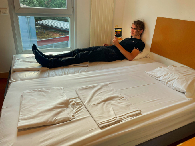 Bedroom 3, Auberge de Jeunesse HI Grenoble, Isère