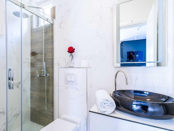 Bathroom 2, Apartments Tayra - Modern studio apartment with balcony BR2, Dubrovnik