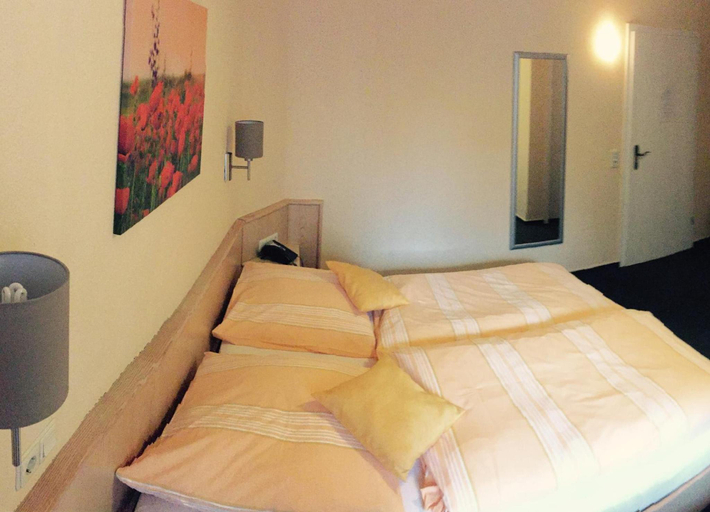 Bedroom 2, Alt Wehlheiden, Kassel