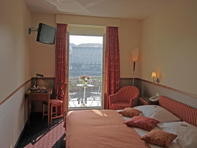 Bedroom 3, Des Alpes, Luzern