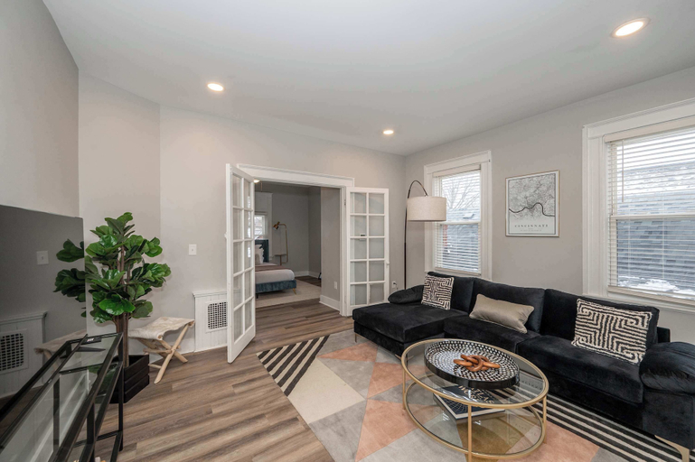 Others 4, Luxe Spot Suites, Kenton