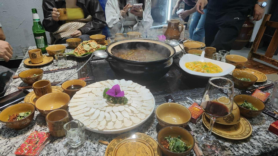 Food & Drinks 4, Longquan Royal Villa, Lijiang
