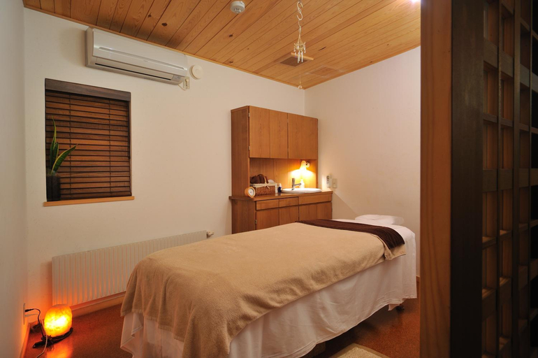 Bedroom 2, Meigetsuso, Kaminoyama