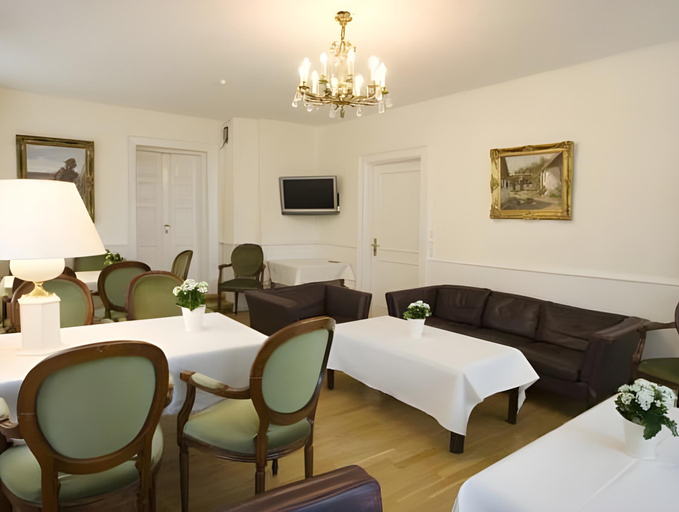 Bedroom 3, Tornoes Hotel, Kerteminde