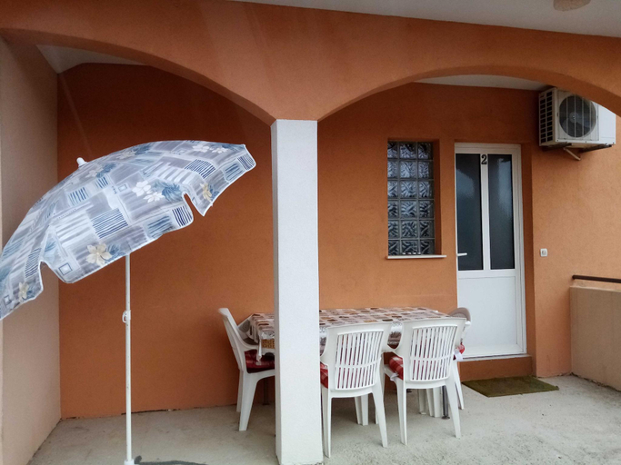 Others 4, bedroom apartment with terrace, Biograd na Moru