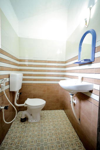 Bathroom 3, Sherin Cottage, Thiruvananthapuram