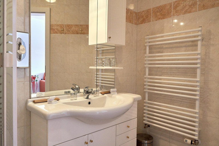 Bathroom, All Inclusive Hotel Sonnenhugel, Villach Land