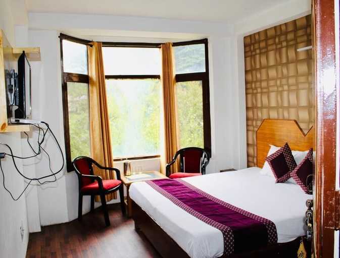 Others 5, Hotel Solitaire, Kullu