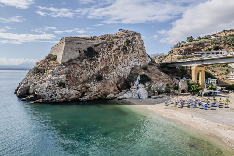 Others 5, Villa Paris, Crete