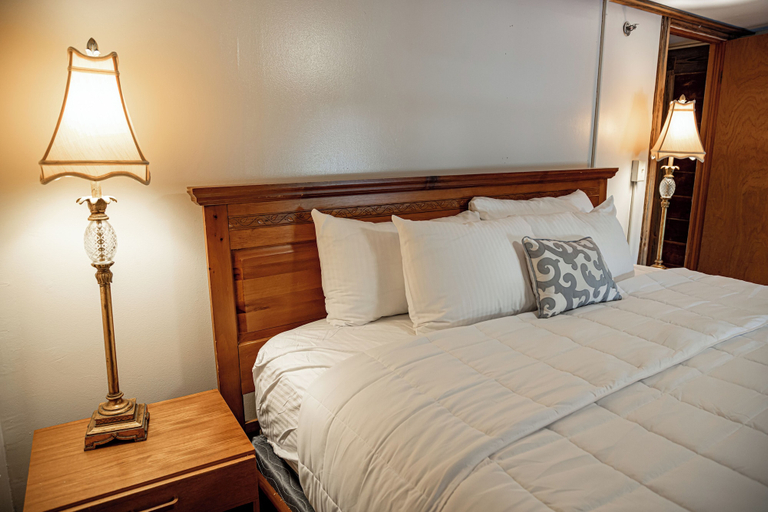 Bedroom 3, La Tourelle Inn & Spa, Tompkins