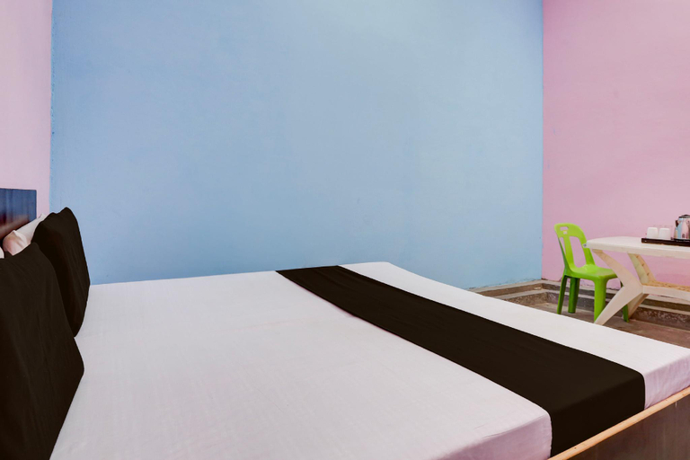 Bedroom 2, Hotel O BLUE DIAMOND HOTEL, Aligarh