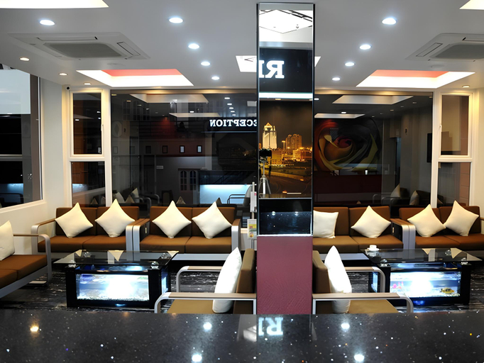 Public Area, SRT Alpines, Bangalore