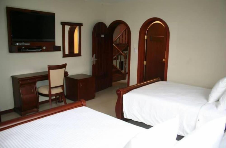 Bedroom 2, Hotel Voyager Manta, Manta