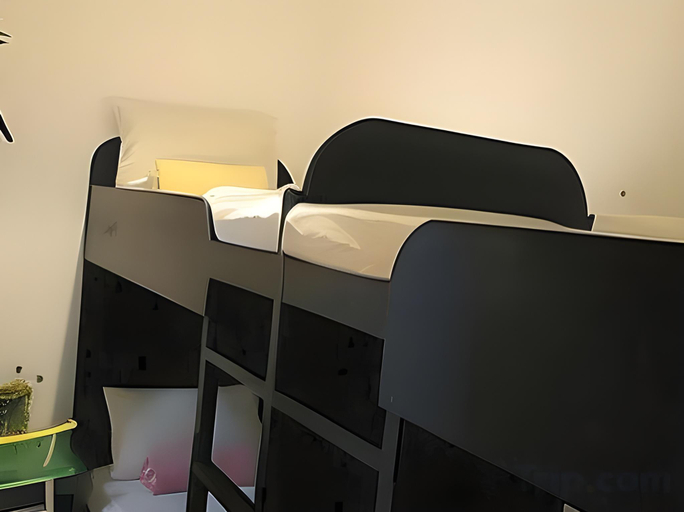 Bedroom, Dormitelsph BGC , Makati City