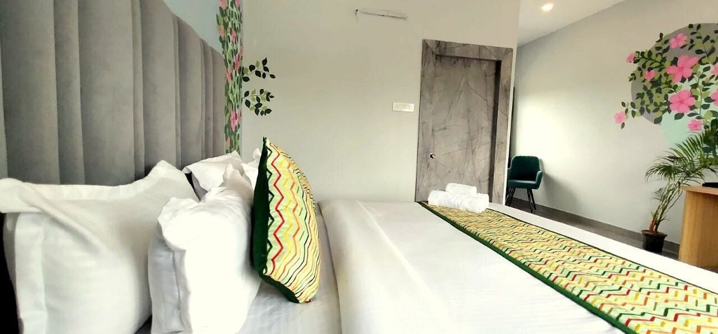 Room 4, Kunj - By Shivaneel Hospitality, Ajmer