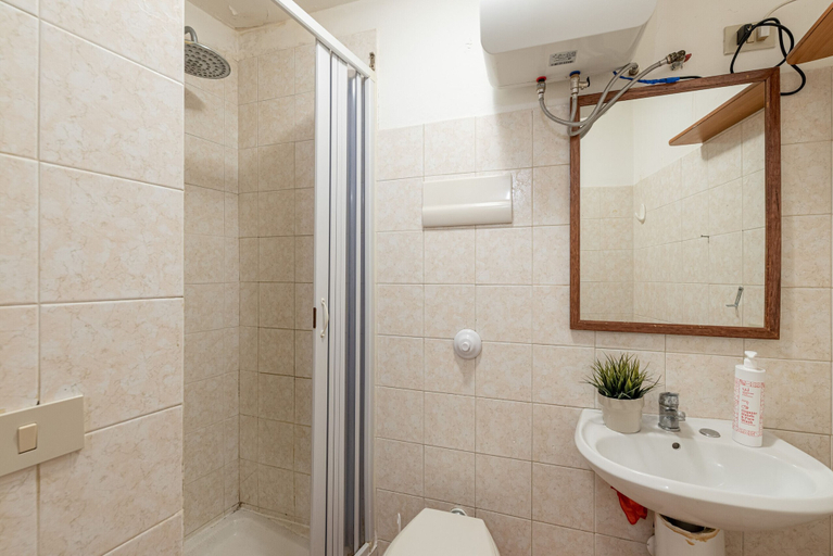 Room 5, Real Umberto I Suite 2 by Wonderful Italy, Palermo