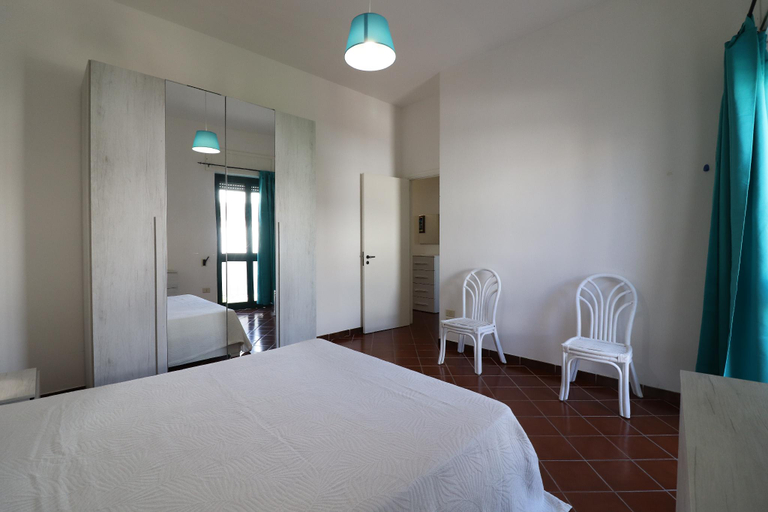 2, Holiday House giulia Otranto Sea Front, Lecce
