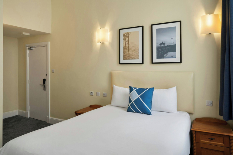 Bedroom 3, The Kings Hotel, Brighton and Hove