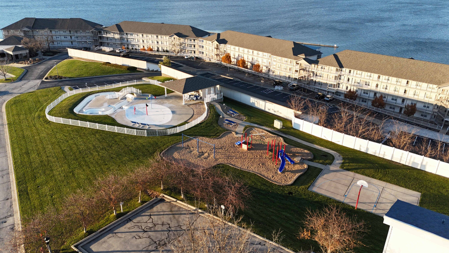 Exterior & Views 2, Happy Haven @ Lands End 3 BDR Resort Condo!, Camden