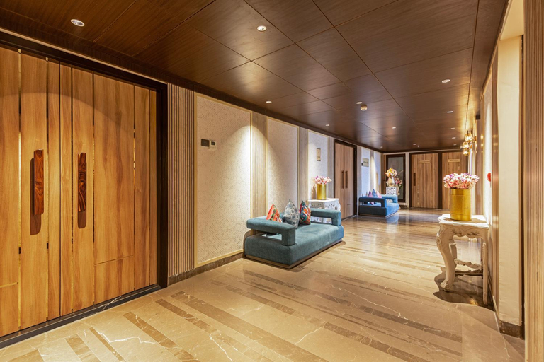 Lobby 3, Sandoz Amritsar near Golden Temple - Free Drop Available, Amritsar
