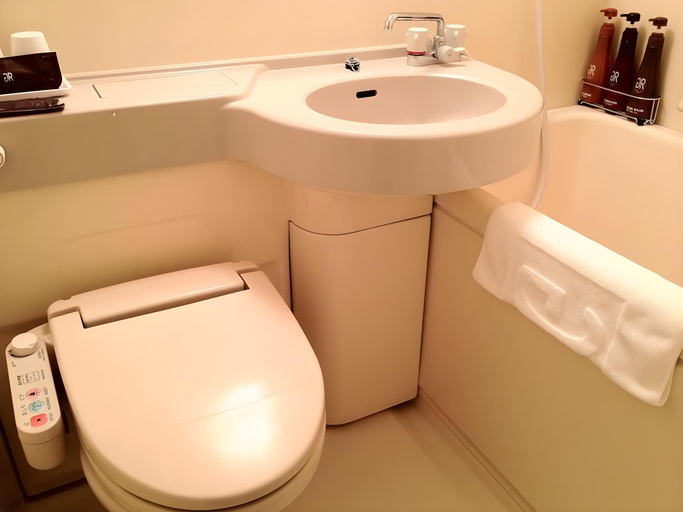Bathroom 4, Green Rich Hotel Kagoshima Tenmonkan, Kagoshima