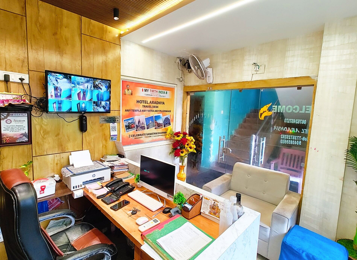 Food & Drinks, Hotel Aradhya Puri, Puri