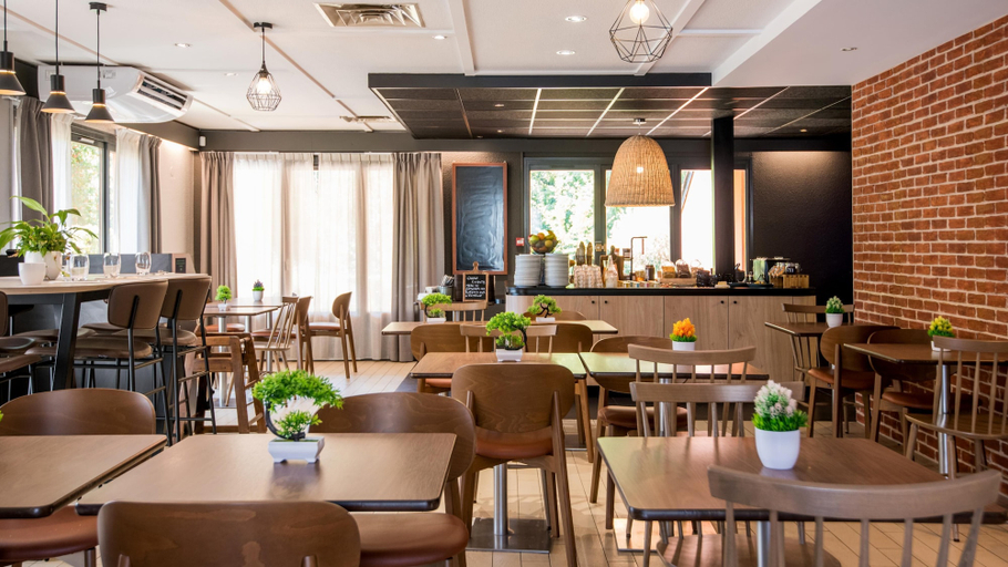 Food & Drinks 5, Campanile NATURE - Rodez, Aveyron